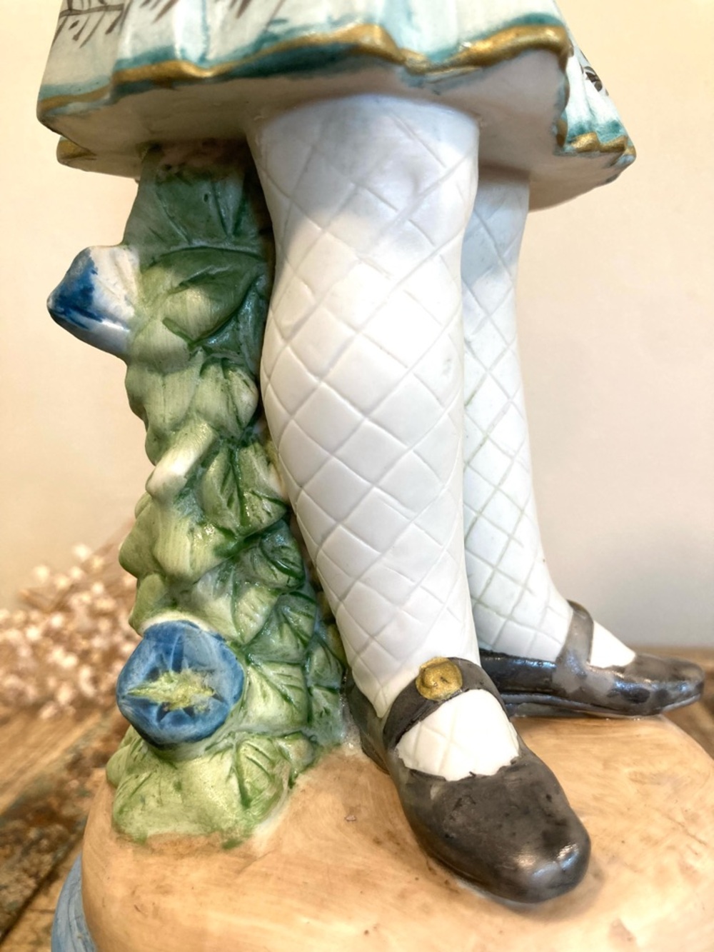 Creepy Ceramic Girl Holding Beheaded Doll Mantel Statue 16” Tall Vintage Decor - Picture 13 of 16
